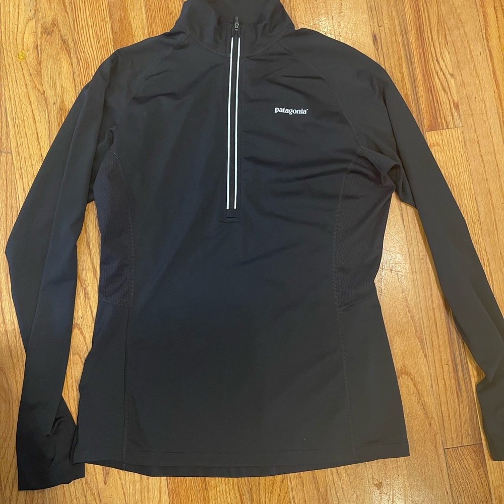 Patagonia Black Long Sleeve Women's Top